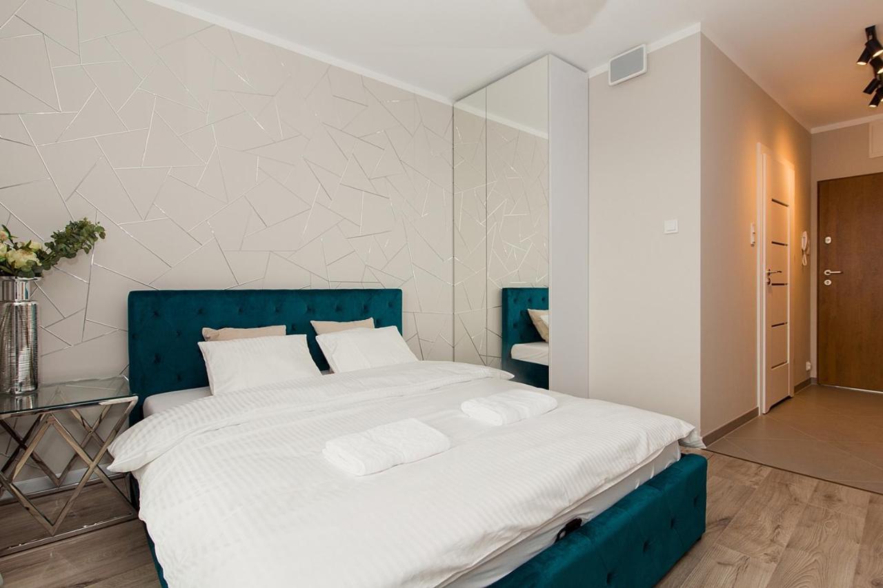 To Be - Silver Apartment Warsaw